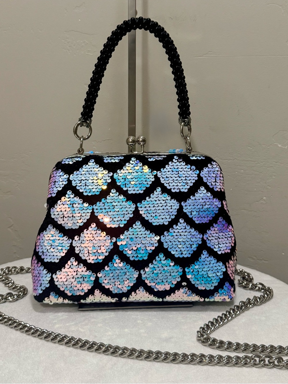 Unique Sequined Leather Handmade Vintage Style Kiss-lock Frame Bag, Crossbody